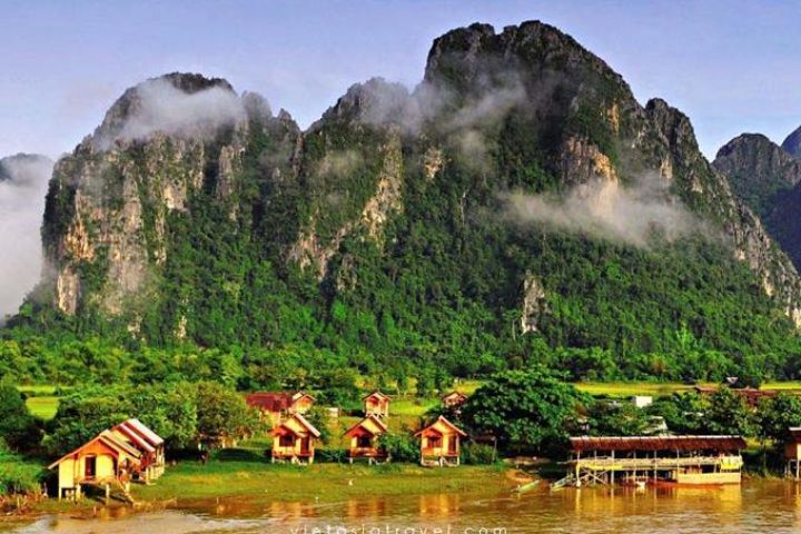 Fantastic Circle Of Northern Laos Tour