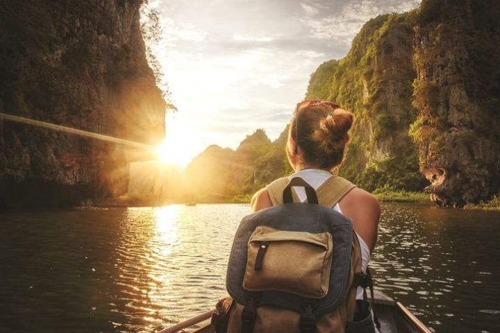 Ninh Binh Tour (Tam Coc - Hoa Lu)