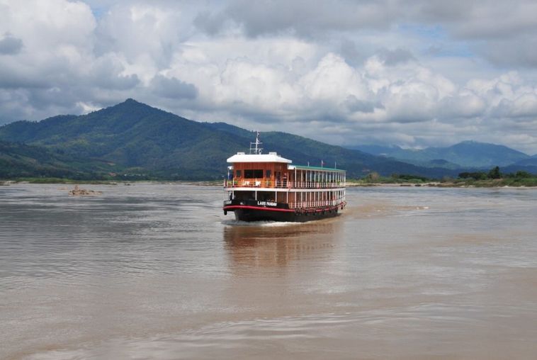 Laos-Pandaw-Cruise-(11)