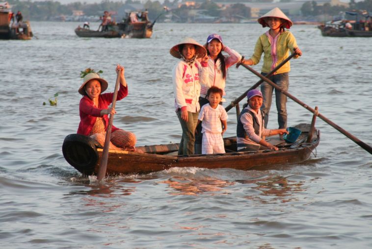local-life-on-Mekong-delta-Vietnam